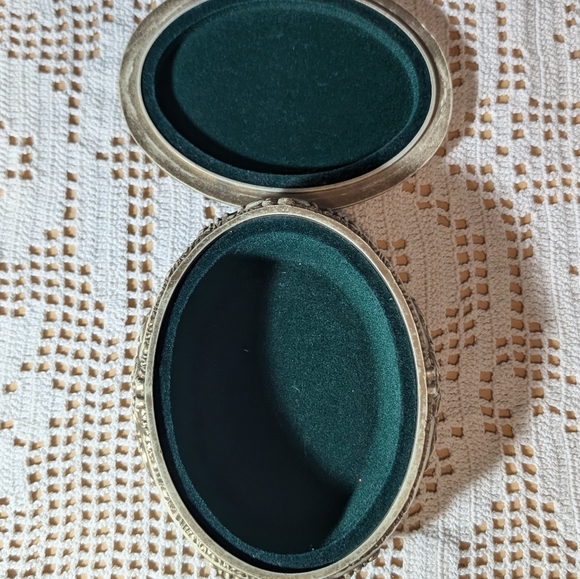 ❄️Vintage Art Deco Resin Jewelry Box/ Keepsake Box, Vanity Dresser Accents - Picture 6 of 8